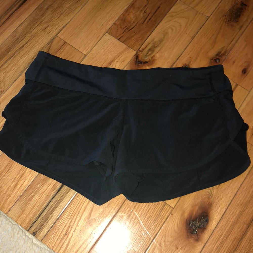 Lululemon black speed up shorts!